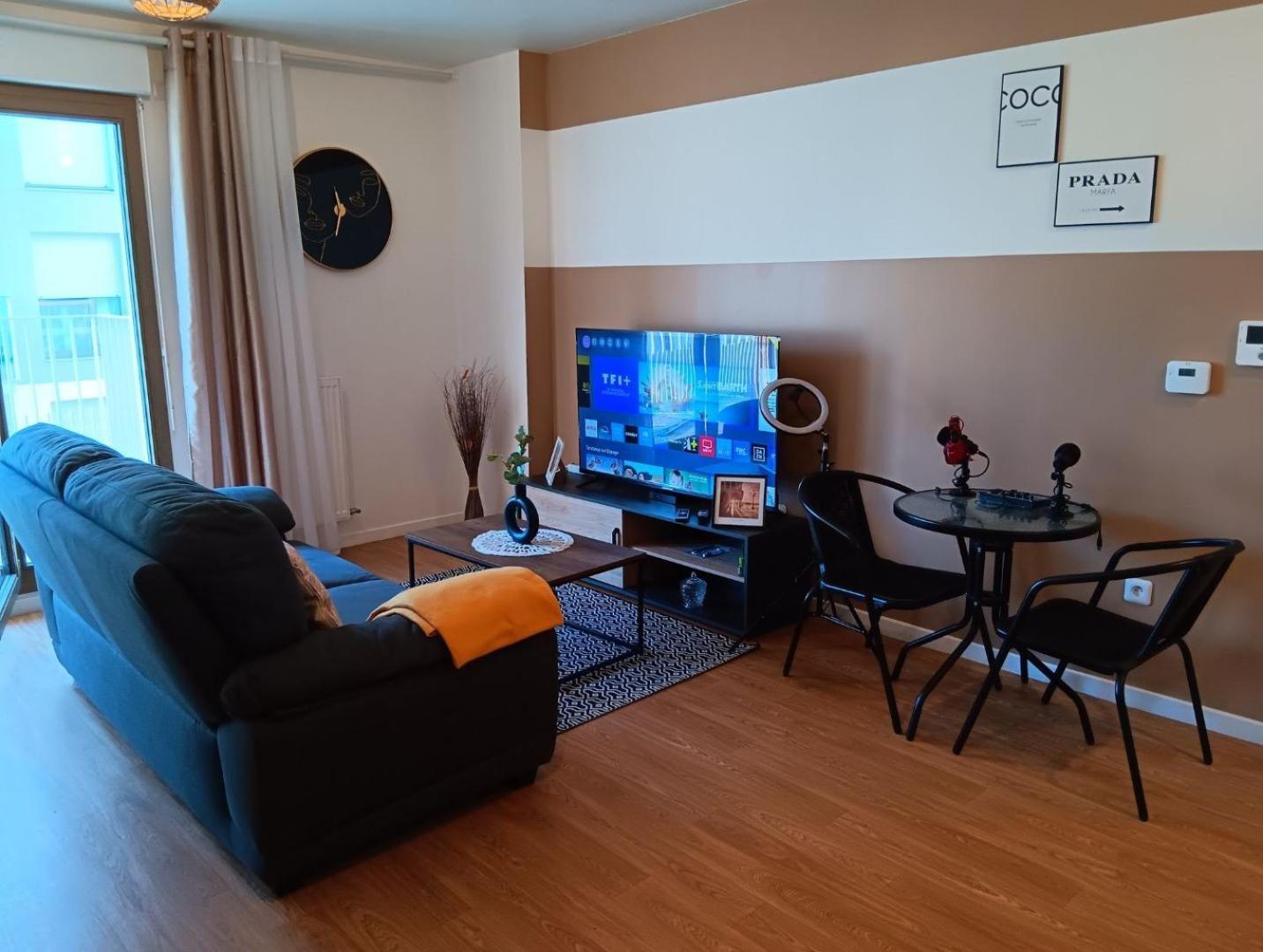 Destiny Appart' Paris -Beauvais-Orly- Podcasts- Stade De France สแตงส์ ภายนอก รูปภาพ